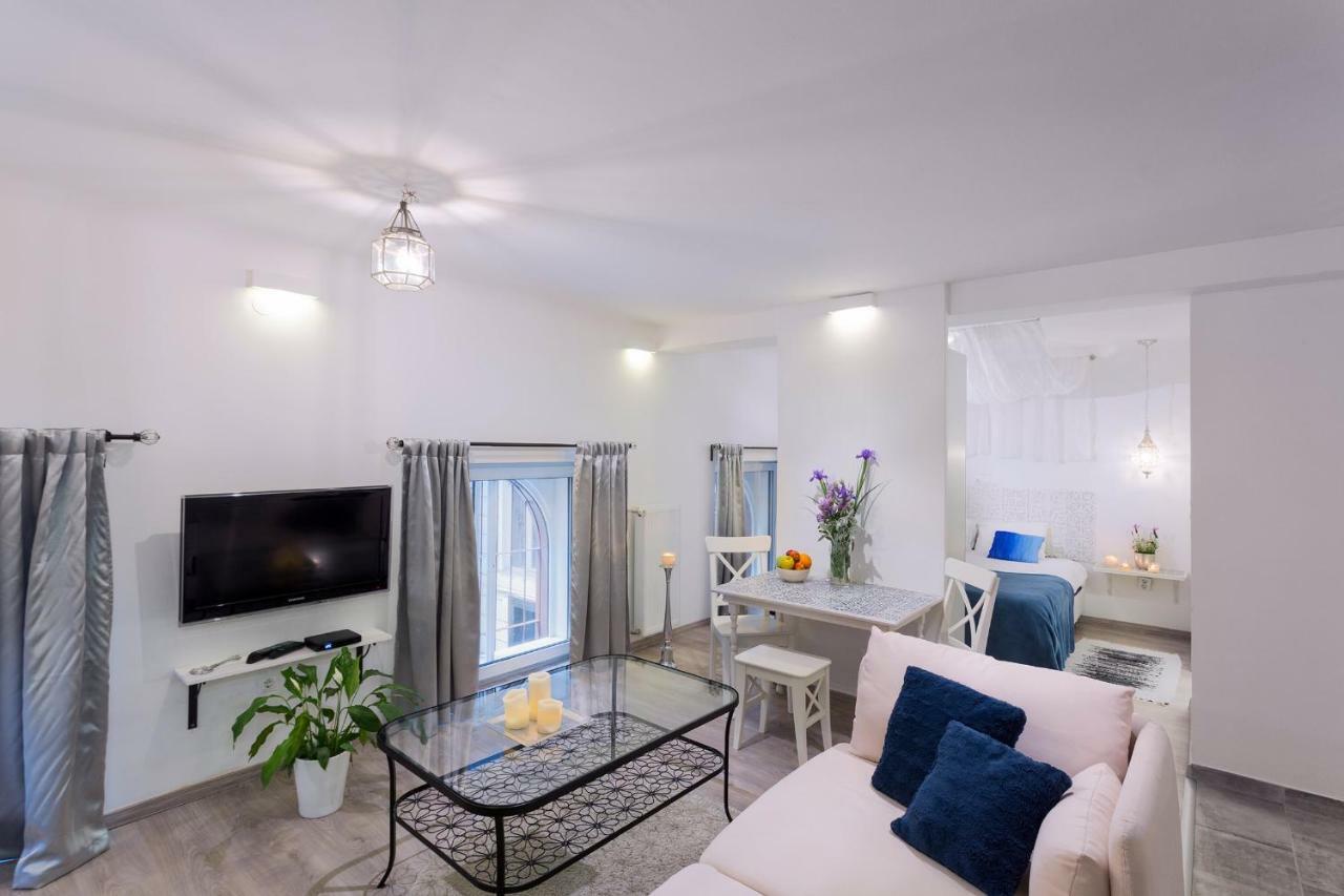 Suites 13 Будапеща Екстериор снимка
